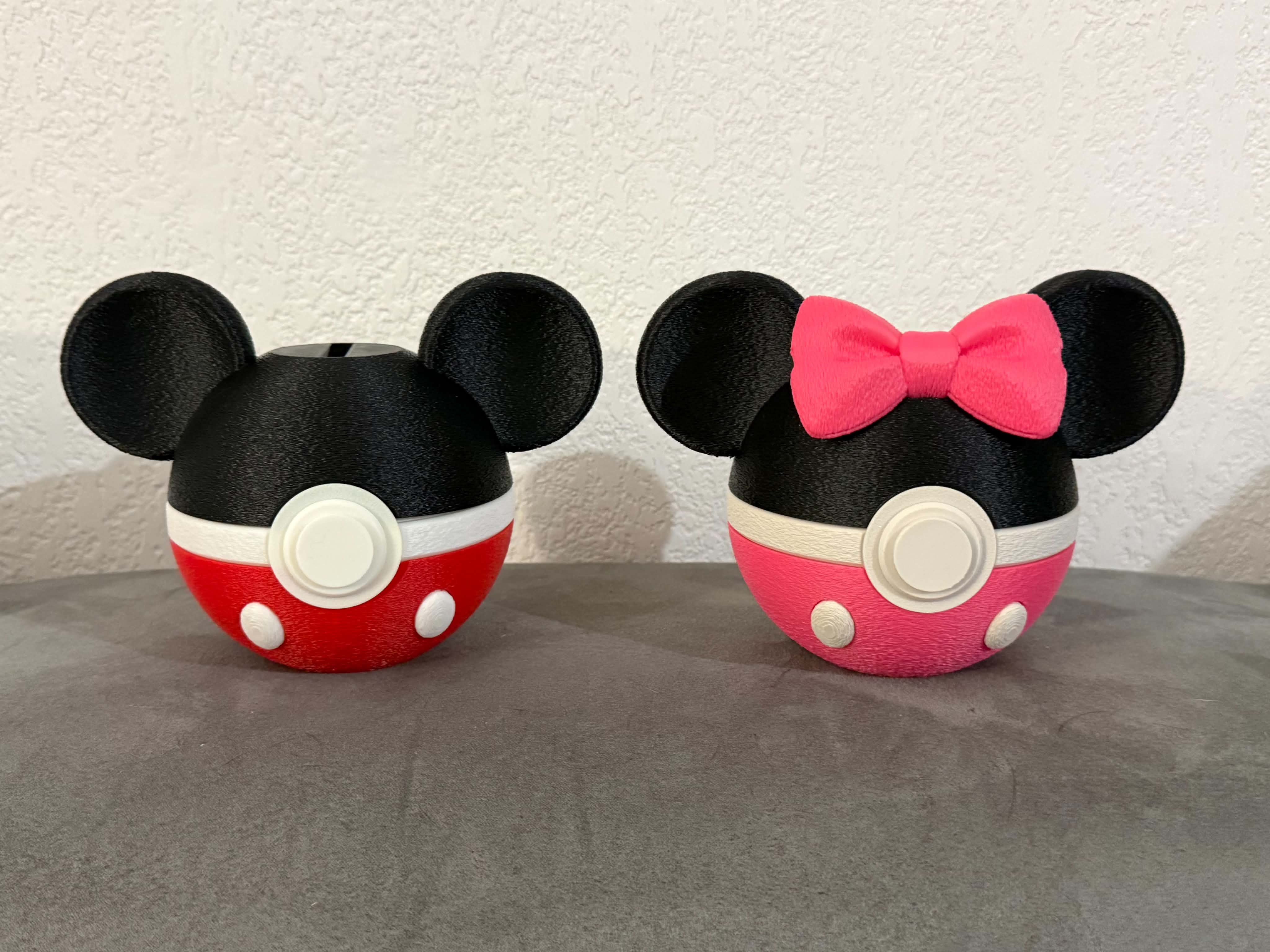 Tirelire Pokéball — Mickey ou Minnie