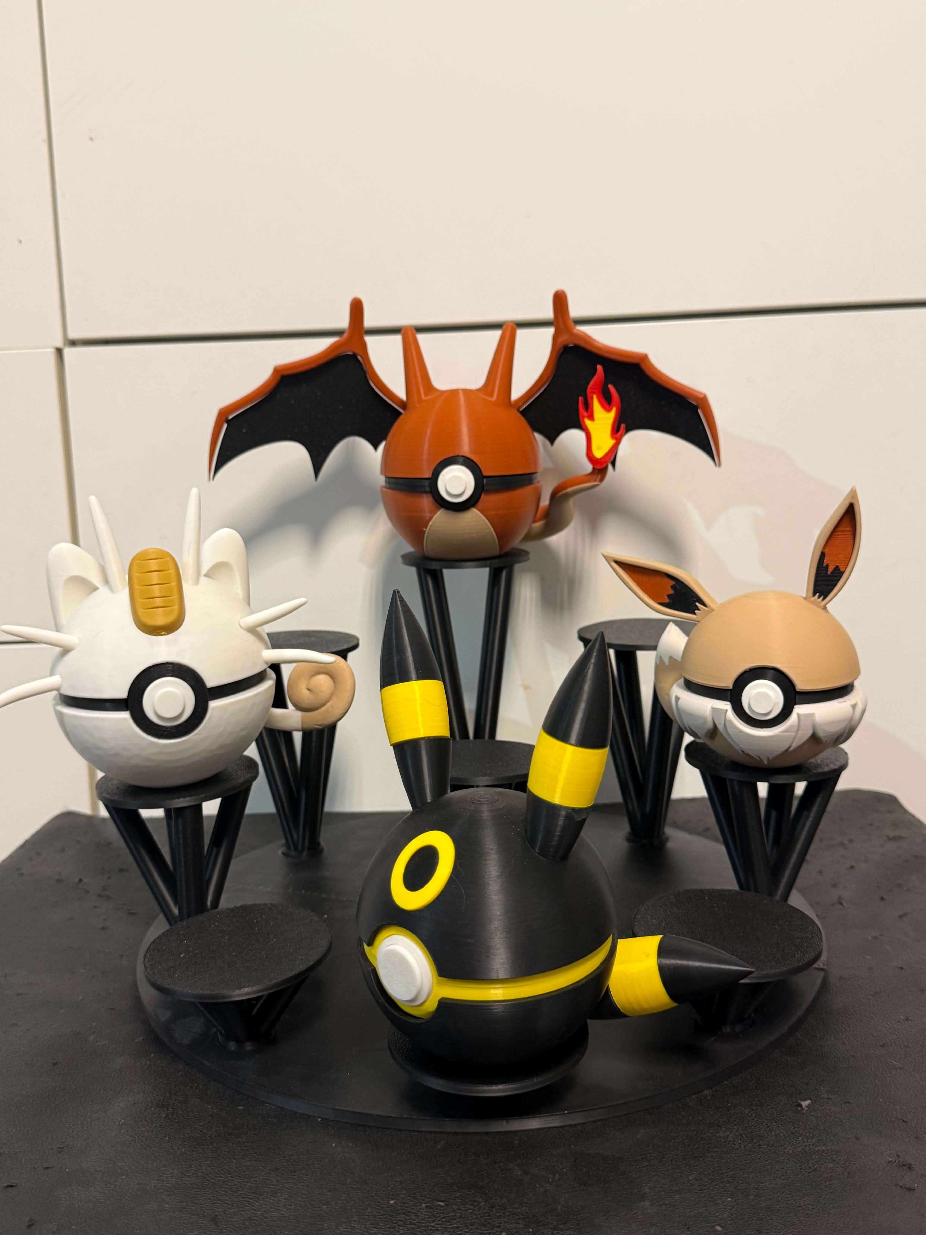 Pokéballs décoratives de collection — modèles au choix