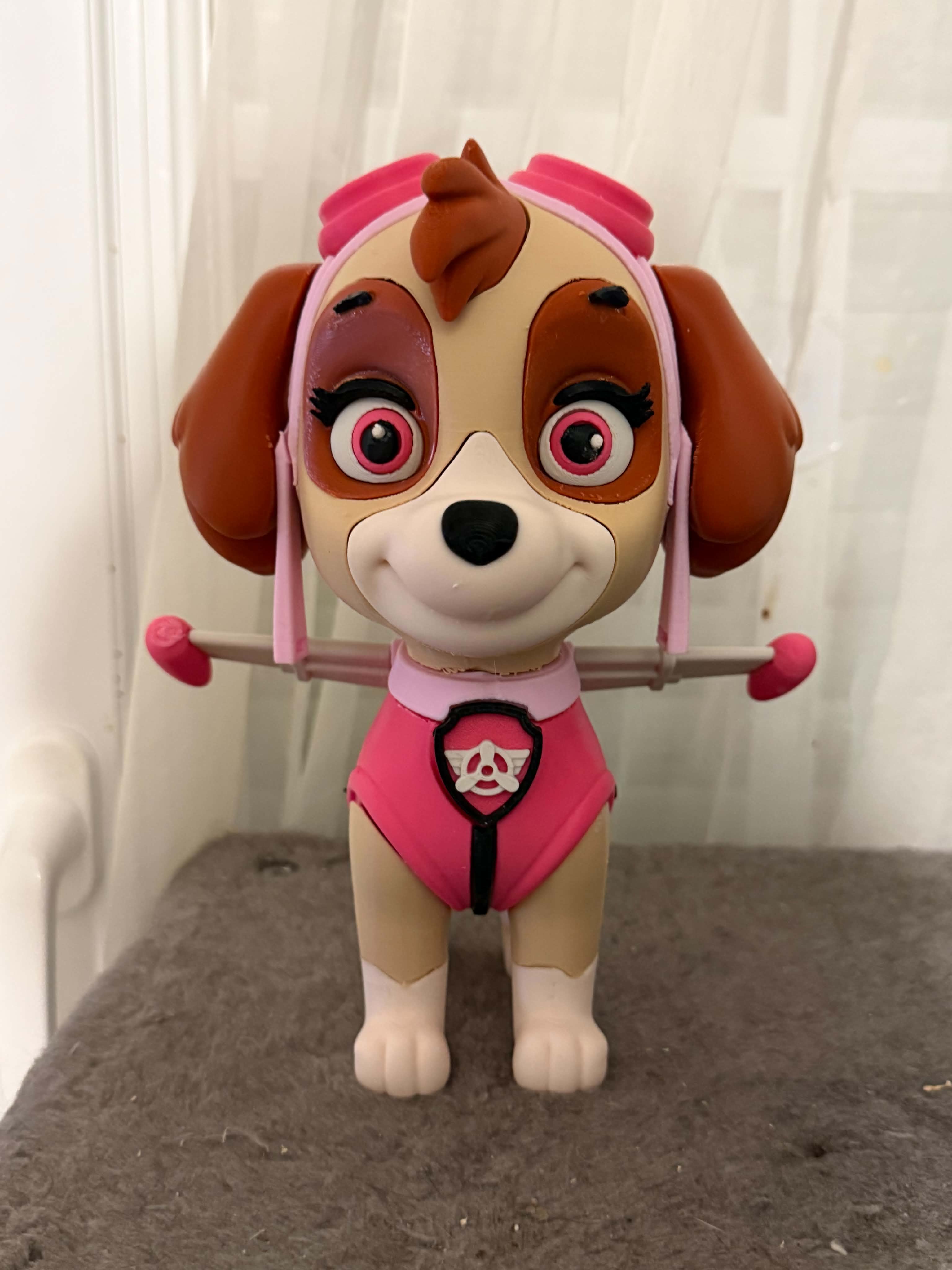 Figurine décorative Stella aviatrice rose — 20 cm